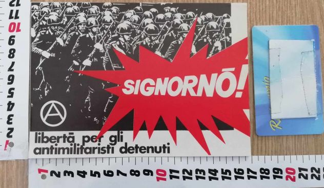 Adesivo sticker anarchico antimilitarista - Foto 3