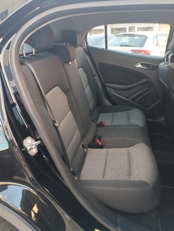 Mercedes-benz GLA 200 d Automatic Business - Foto 10