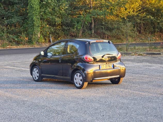 Toyota Aygo 1.0 12V VVT-i 3 porte Lounge Connect E5 Manuale NEO 2014 - Foto 4