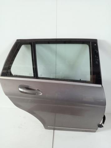 PORTA POST.DX GRIGIO MEDIO MET CON AL S 999-U1306002 Carrozzeria  Lamierati esterni  Porte  Porta post. sx. MERCEDES - Classe C Station Wagon - 01-01-