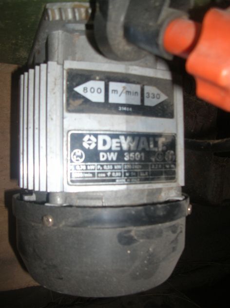 Sega a nastro DE WALT 3501 volt 220 monofase - Foto 2