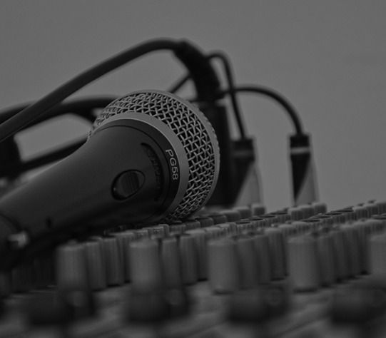 Tecnici audio e luci per Villaggi in Italia