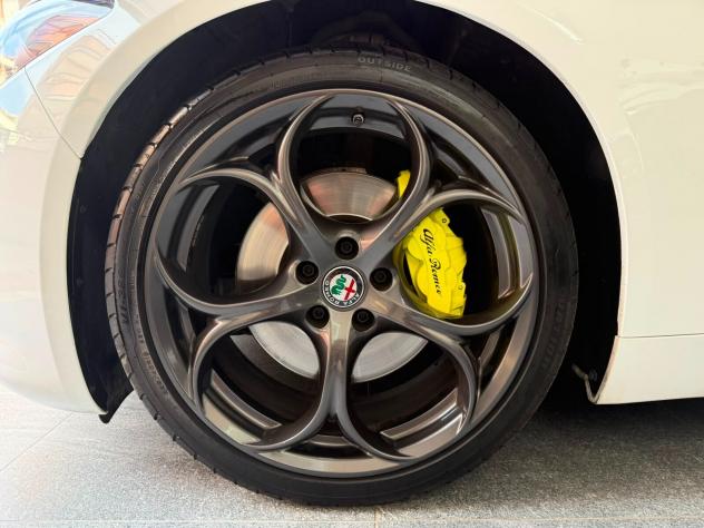 Alfa Romeo Giulia 2.2 Turbodiesel 210 CV AT8 AWD Q4 Veloce - Foto 10
