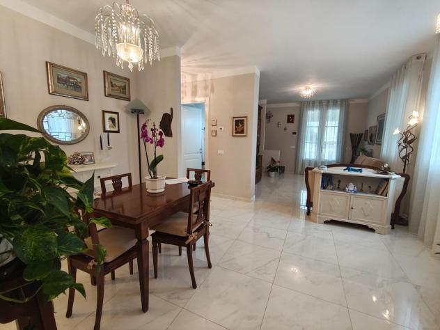 Villa in vendita a Lucca 220 mq Rif: 1396614 - Foto 2