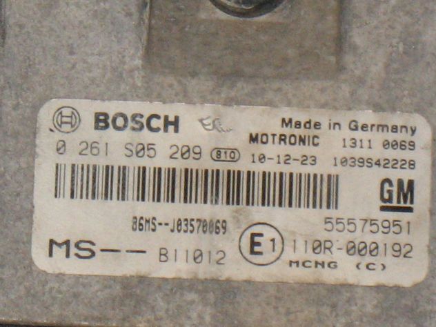 0261S05209 ECU KIT OPEL ZAFIRA METANO 1.6 ME7.6.4 0261S05209 55575951 13268286 - Foto 2