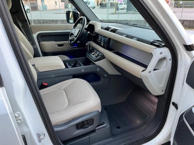 LAND ROVER Defender 110 3.0D I6 200 CV AWD Auto SE *PANORAMA *360° rif. 23973629 - Foto 8