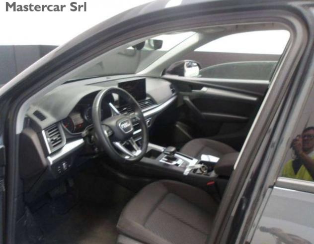 AUDI Q5 Q5 40 2.0 tdi mhev 12V Business quattro s-tronic - rif. 23991582 - Foto 6