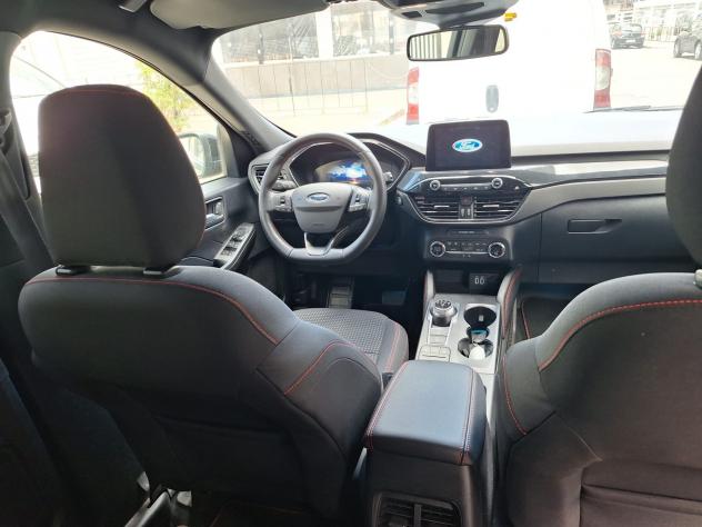 Ford Kuga 1.5 EcoBlue 120 CV aut. 2WD ST-Line - Foto 10