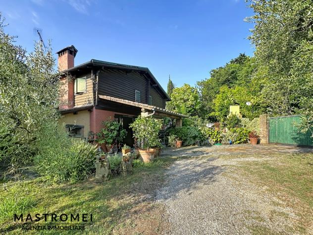 CASA INDIPENDENTE di 6 vani e di 120 mq (MONTECARLO) rif. 3615 - Foto 15