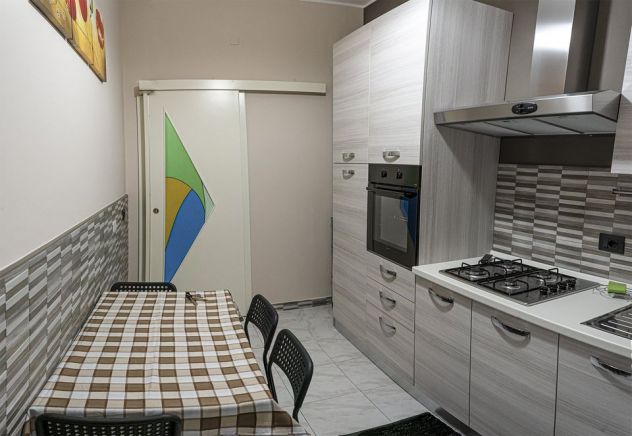 AFFITTASI STANZA USO SINGOLA O DOPPIA – CASA STUDENTI - Foto 2