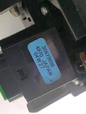 31300452 GRUPPO DI COMANDO AUTORADIO VOLVO XC90 2.4 D 4X4 120KW AUT 5P (2005) RICAMBIO USATO 30679697 31300457 30679698 - Foto 7