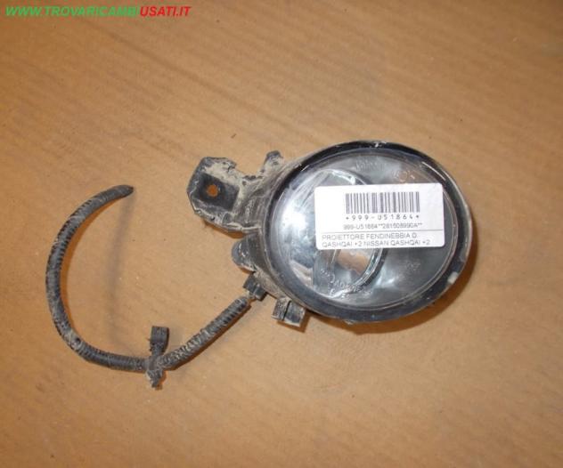 PROIETTORE FENDINEBBIA D. QASHQAI +2 NISSAN QASHQAI +2 (JJ10E)  Parti elettriche  Fanaleria  Fendinebbia dx. NISSAN - ALMERA - 01-01-2003 - 01-10-2006