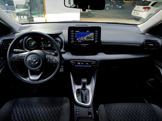 Toyota Yaris 1.5 HYBRID 95CV E-CVT AUTOMATIC HB TREND (TEAM DEUTSCHLAND) - FULL LED NAV CARPLAY CLIMA CAMERA CERC - Foto 3
