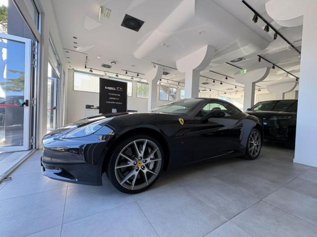 FERRARI - California - - Foto 4