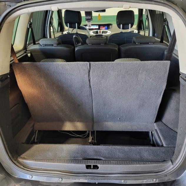 Renault Scenic 1.5 dCi 110cv 7 Posti Turbina nuova Tagliandata - Foto 10