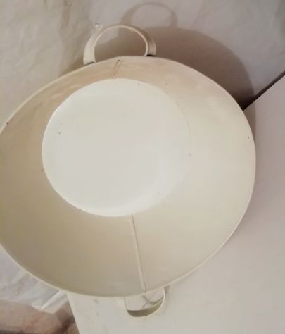 Cesta ovale  in latta con decorazione munita di  manici - Foto 4