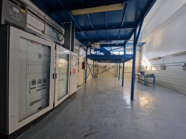 Immobile di 3700 m² con più di 5 locali in vendita a Settimo Milanese - Foto 16