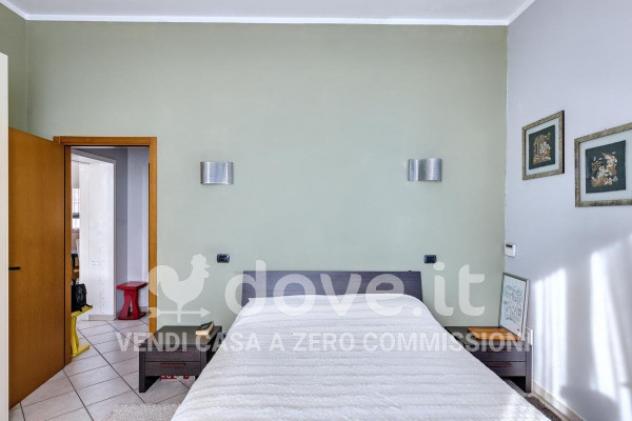 Casa indipendente di 200 m² con 3 locali e box auto in vendita a Sumirago - Foto 10