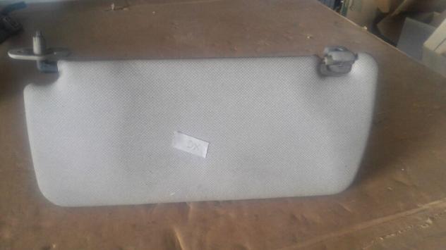 Aletta Parasole con Gancetto DESTRA Nissan King Cab D21 1993