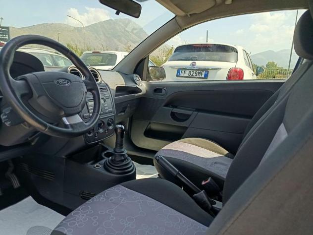 FORD Fiesta 1.4 TDCi 68CV - NEOPATENTATI - Foto 10