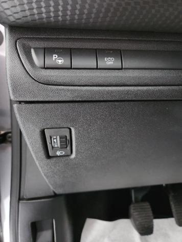 Peugeot 2008 BlueHDi 120 S&S Allure - Foto 9