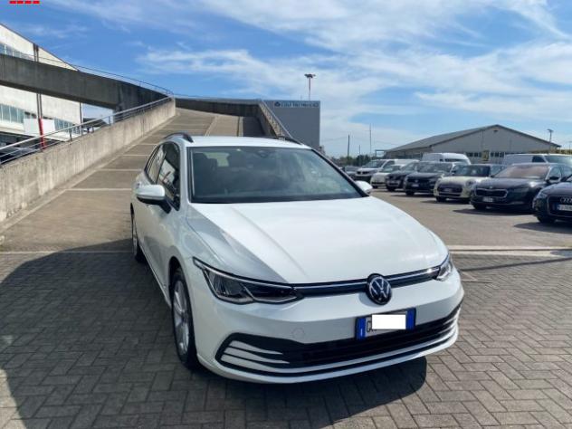 VOLKSWAGEN Golf Variant 2.0 TDI SCR DSG Life x commercianti rif. 24063248 - Foto 2
