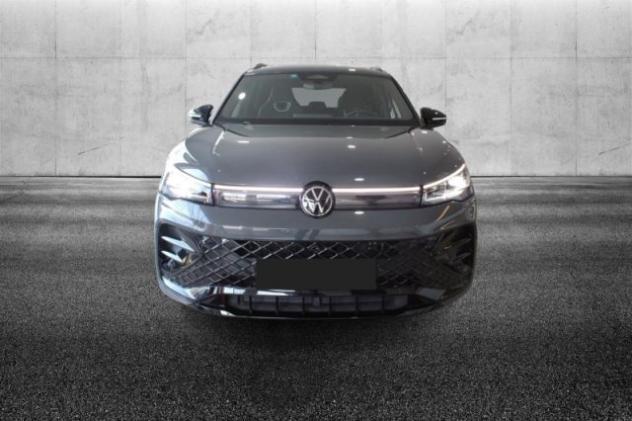 VOLKSWAGEN Tiguan 2.0 TDI 193 CV DSG 4MOTION R-Line rif. 23757978 - Foto 4