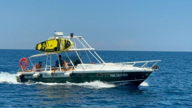 Cedesi Attività Turistica Avviata con 3 Imbarcazioni e Clientela