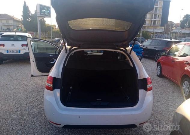Peugeot 308 308 SW 1.6 bluehdi Allure s&s 120cv eat6 - Foto 4