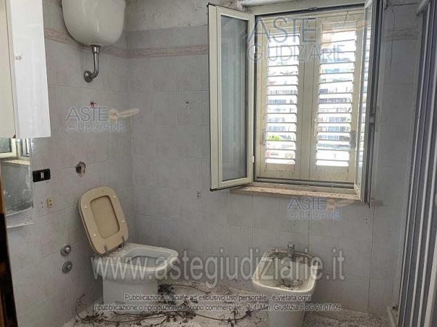 IMMOBILI-IMMOBILE RESIDENZIALE-Via Strino, 81 - Foto 5