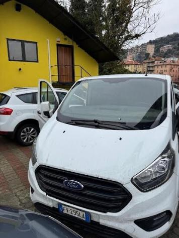 Ford Transit Custom Transit Custom 320 2.0 TDCi 130 PC Furgone Entry 7.000 IVA - Foto 4