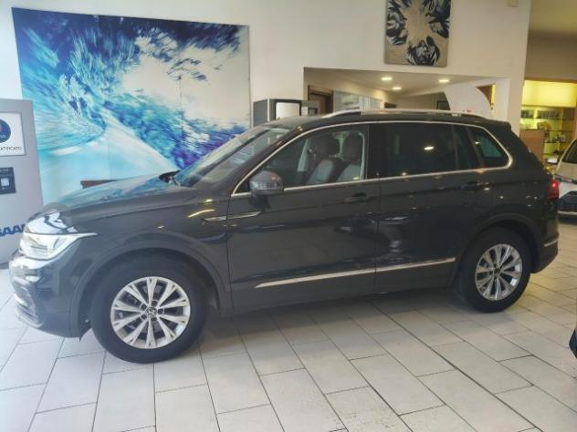 VOLKSWAGEN Tiguan 2.0 TDI Automatic DSG 150 CV Life 24 Mesi Garanzia rif. 23762308 - Foto 6