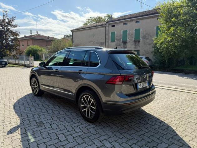 VOLKSWAGEN Tiguan 2.0 TDI SCR DSG Business BlueMotion Technology rif. 22855194 - Foto 3