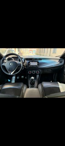 Bellissima ALFA ROMEO GIULIETTA anno 2013 - Foto 5
