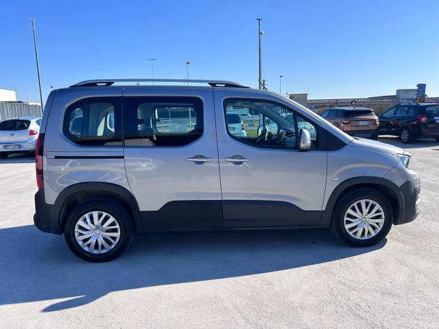 Peugeot Rifter 1.5 BlueHDI 100 Cv S&S Active - Foto 6
