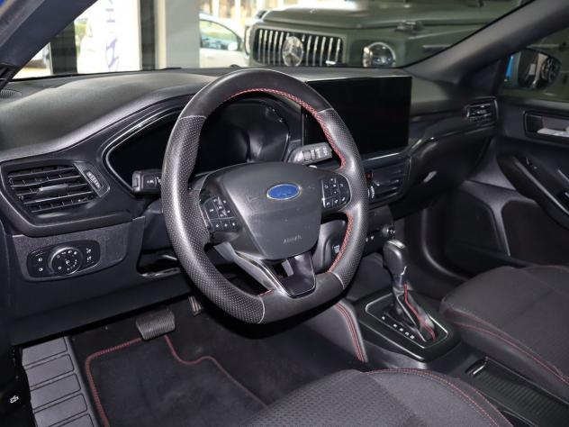 Ford Focus ST Line 1.0 EcoBoost mHEV #9802 - Foto 8