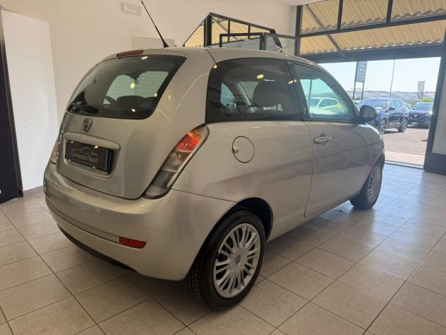 Lancia Ypsilon 1.2 Versus - Foto 4