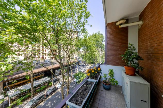 DEANGELI/ VERCELLI via SACCO SIGNORILE APPARTAMENTO DI 160m
In una delle zone più richieste e residenziali di Milano, a pochi passi da Via Marghera, C - Foto 10