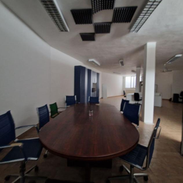 Immobile di 400 m² con più di 5 locali in vendita a Lainate - Foto 17