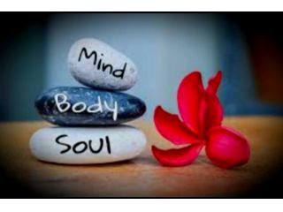 Massaggi - benessere Bergamo - ..L'essenza di un Massaggio.. Tel:3277543704