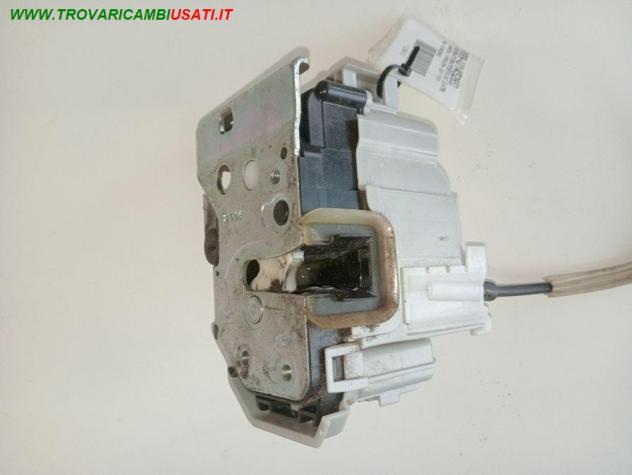 SERRATURA PORTA ANT. DX 4 PIN. 999-U1452652 Carrozzeria  Lamierati esterni  Porte  Serratura porta a LANCIA - NEW YPSILON - 2011  2015, LANCIA - NEW Y
