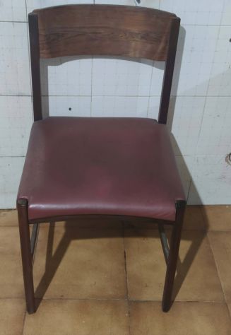 regalo due sedie da cucina