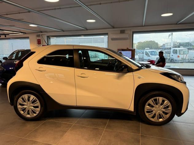 Toyota Aygo X Aygo X 1.0 Active 72cv - Foto 5