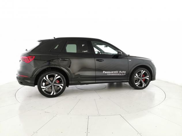 Audi Q3 45 2.0 tfsi Identity Black quattro 245cv s-tronic - Foto 4