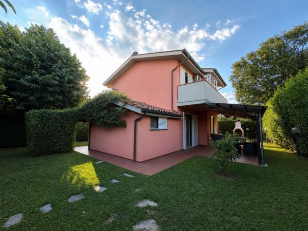 Villa in vendita a Tempagnano di Lunata - Lucca 180 mq Rif: 1424102