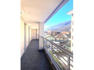 GRAVELLONA TOCE BELLISSIMO ATTICO TRILOCALE 2 CAMERE 2 BAGNO SALA CUCINA CANTINA