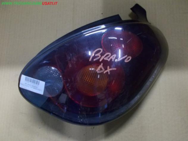FANALE POST.D. FIAT BRAVO (182-1L)  Parti elettriche  Fanaleria  Fanali  Fanale post. sx. FIAT - BRAVO - 01-10-1995 - 01-10-2002