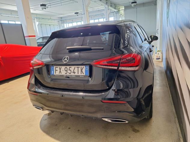 Mercedes-Benz Classe A A 180 d Automatic Premium AMG PACCHETTO NIGHT - Foto 6