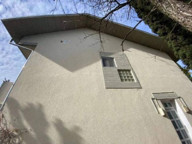 Immobile in asta di 200 m² con più di 5 locali e box auto in vendita a San Pietro in Casale - Foto 2