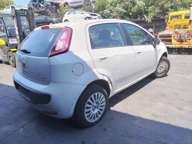 RICAMBI USATI AUTO FIAT Punto EVO 51901071 199A2000 Diesel 1248 (0912) - Foto 3